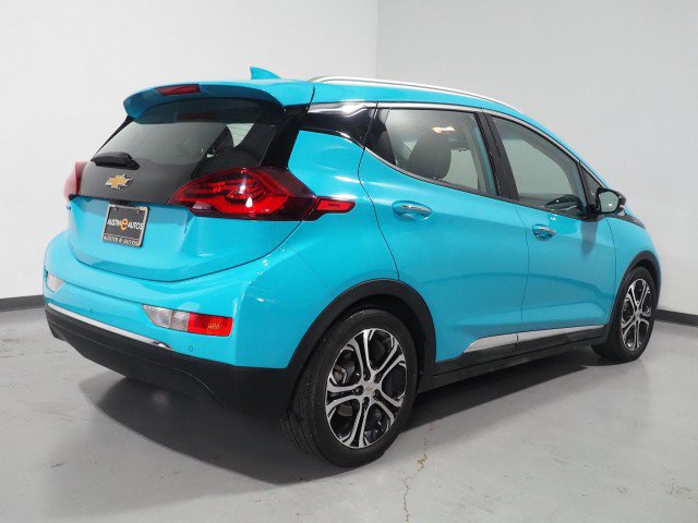 Used 2021 Chevrolet Bolt Premier w/ Infotainment Package FWD image 5