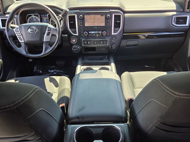 Used 2019 Nissan Titan SV w/ SV Convenience Package image 12