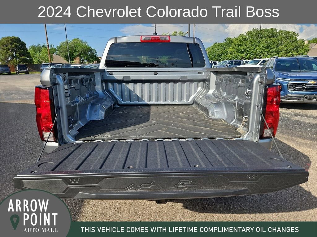 Used 2024 Chevrolet Colorado Trail Boss w/ Advanced Trailering Package image 17