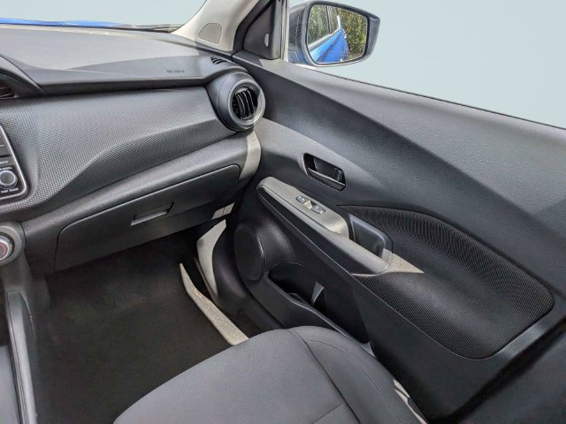 Used 2023 Nissan Kicks S FWD image 16
