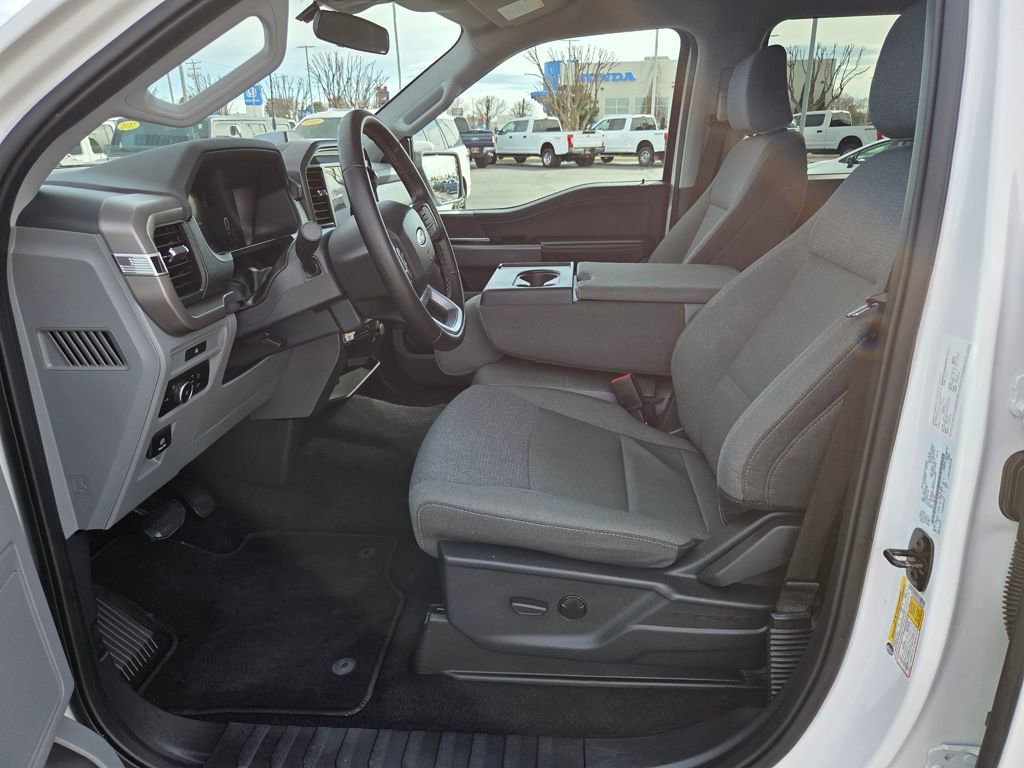 Used 2025 Ford F150 XLT w/ Equipment Group 301A Standard image 10