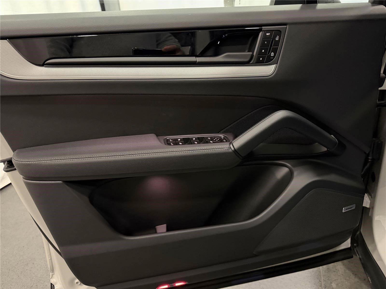 New 2026 Porsche Cayenne S AWD/4WD image 30