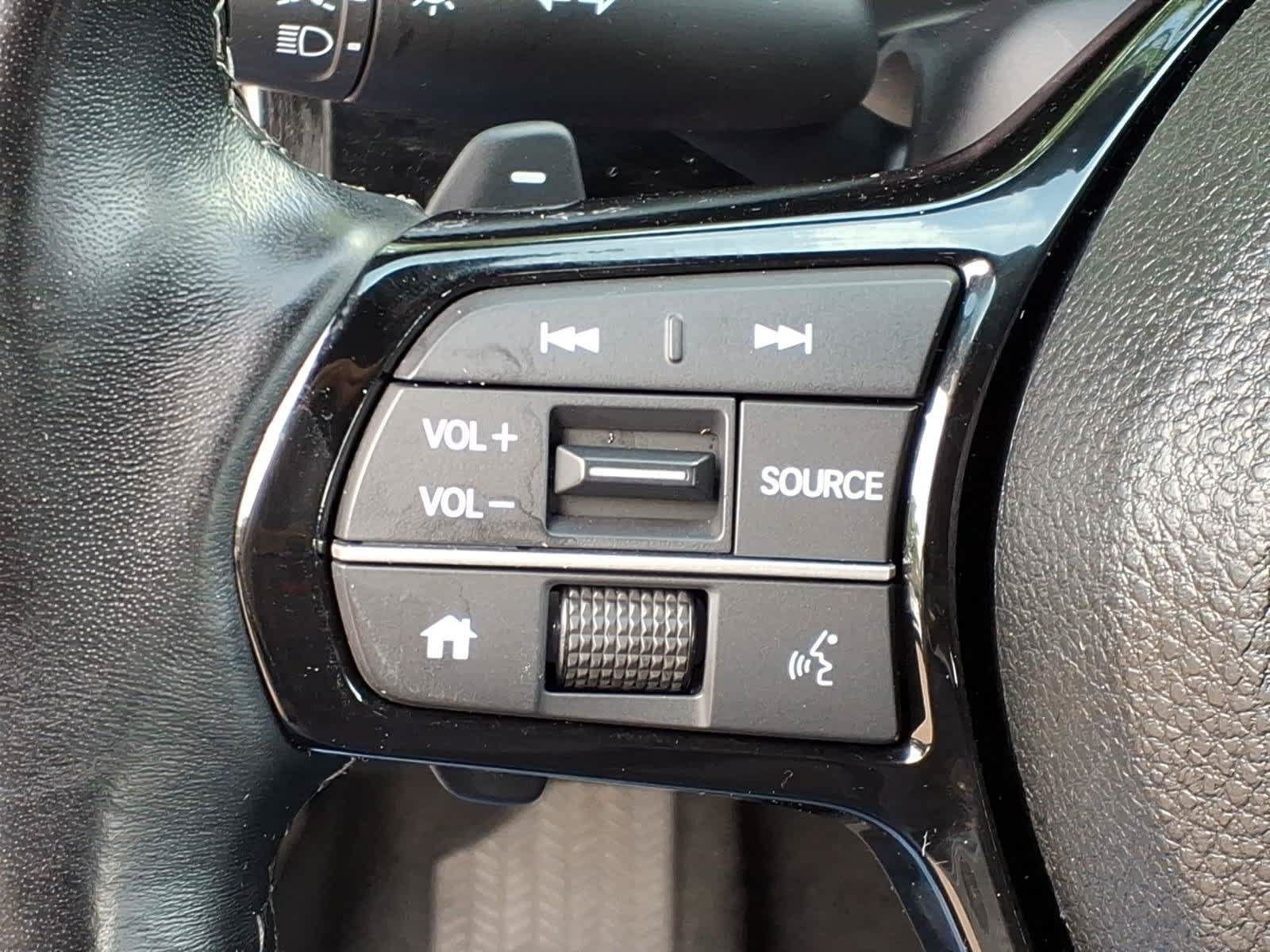 Used 2025 Honda Civic Sport image 5