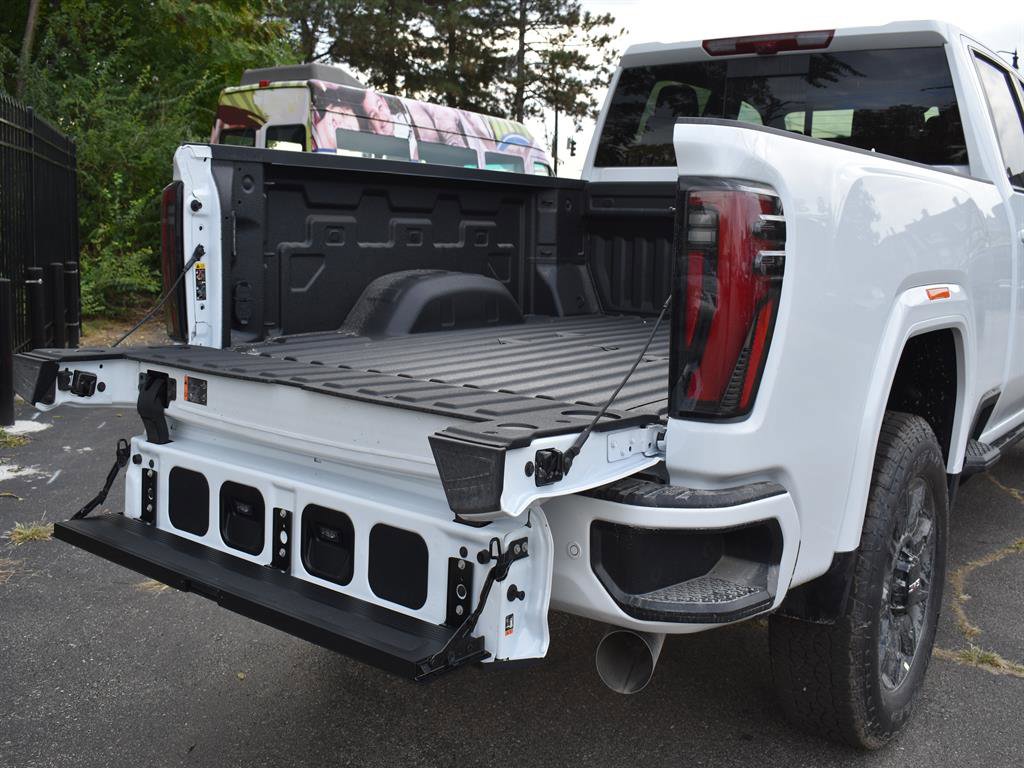 New 2026 GMC Sierra 2500 AT4 w/ AT4 Premium Plus Package image 10