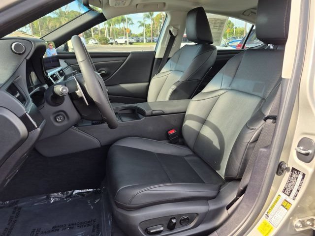 Used 2023 Lexus ES 300h w/ Premium Package FWD image 11
