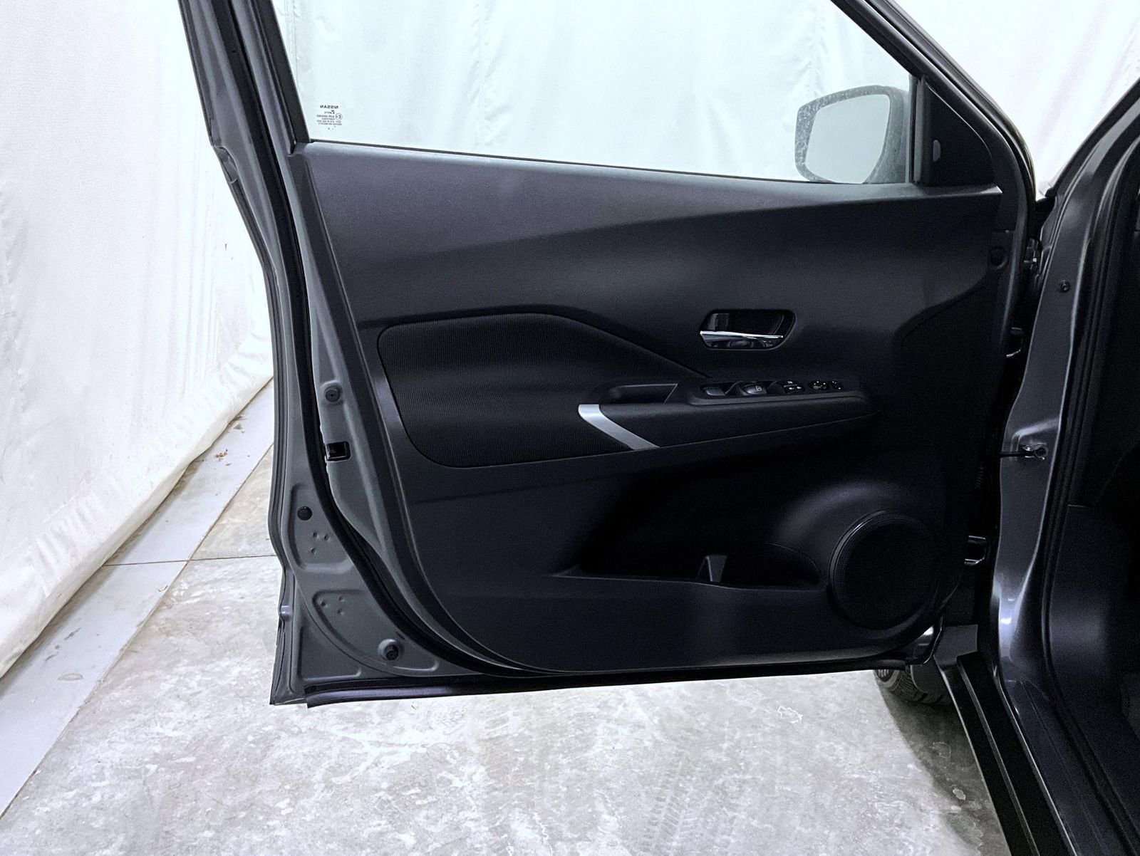 Certified 2024 Nissan Kicks SV image 10