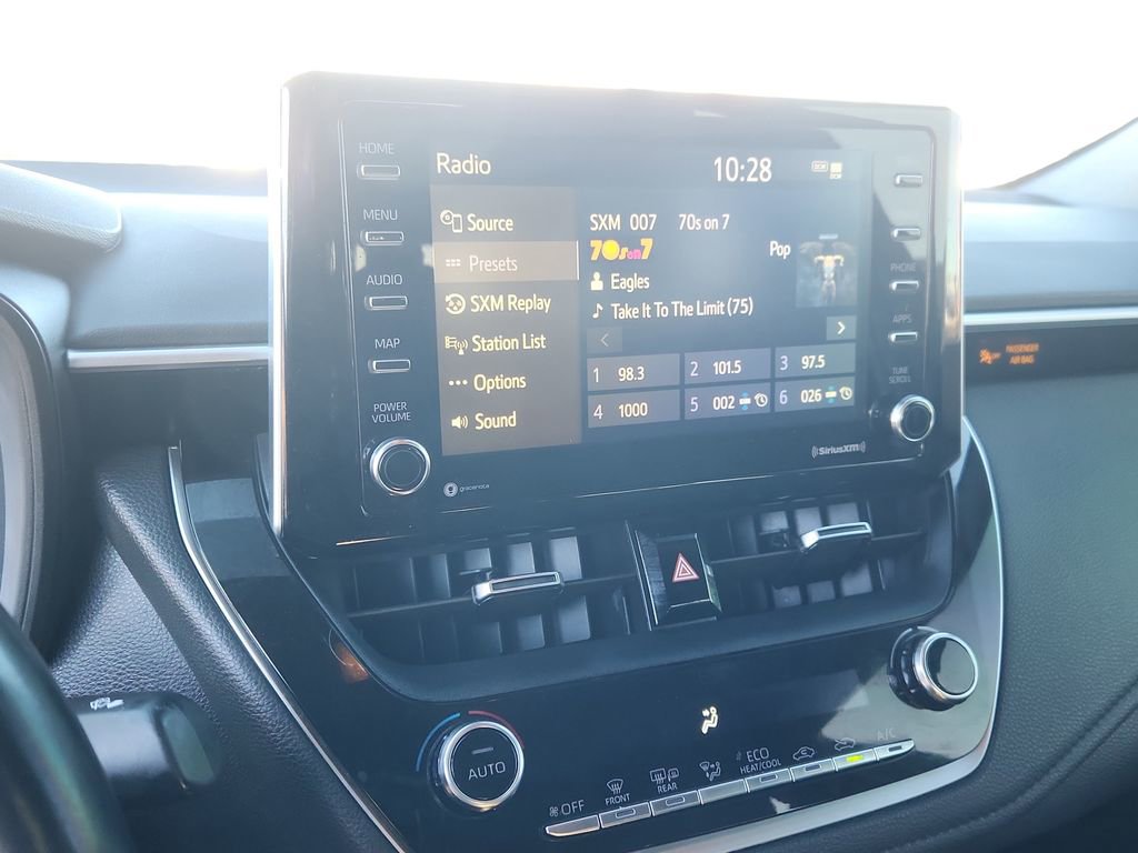 Used 2021 Toyota Corolla SE w/ Carpet Mat Package (TMS) image 23