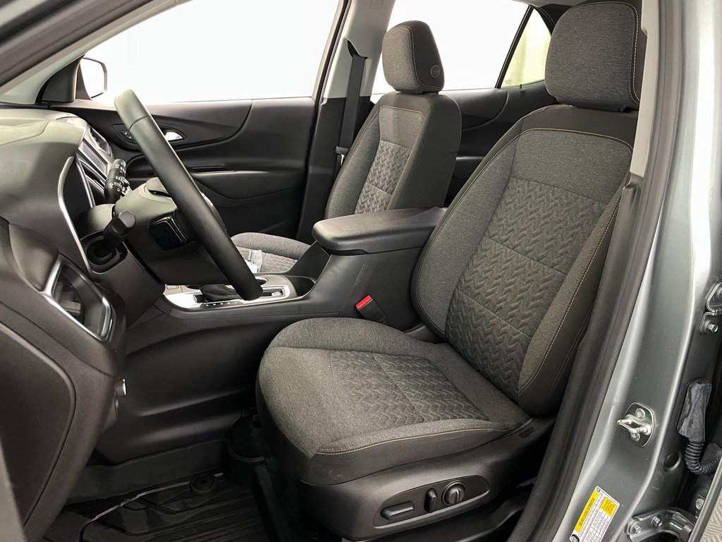 Certified 2024 Chevrolet Equinox LT w/ LPO, Floor Liner Package image 22