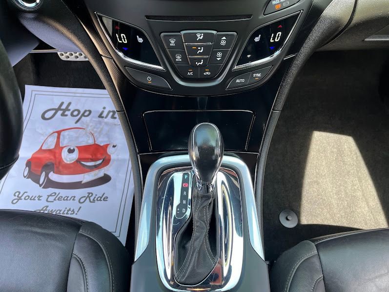 Used 2017 Buick Regal GS w/ Driver Confidence Package #1 AWD/4WD image 19