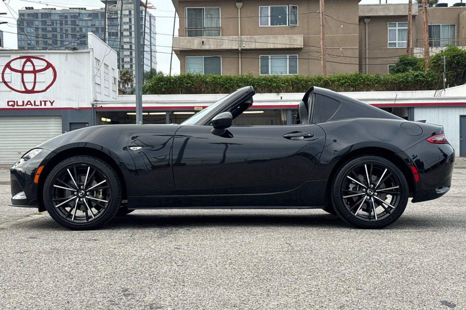 Used 2025 MAZDA MX-5 Miata RF Grand Touring RWD image 7