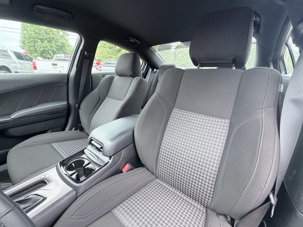 Used 2023 Dodge Charger SXT w/ Blacktop Package RWD image 21