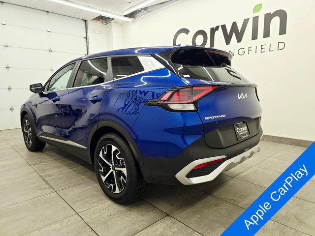Used 2024 Kia Sportage EX FWD image 3