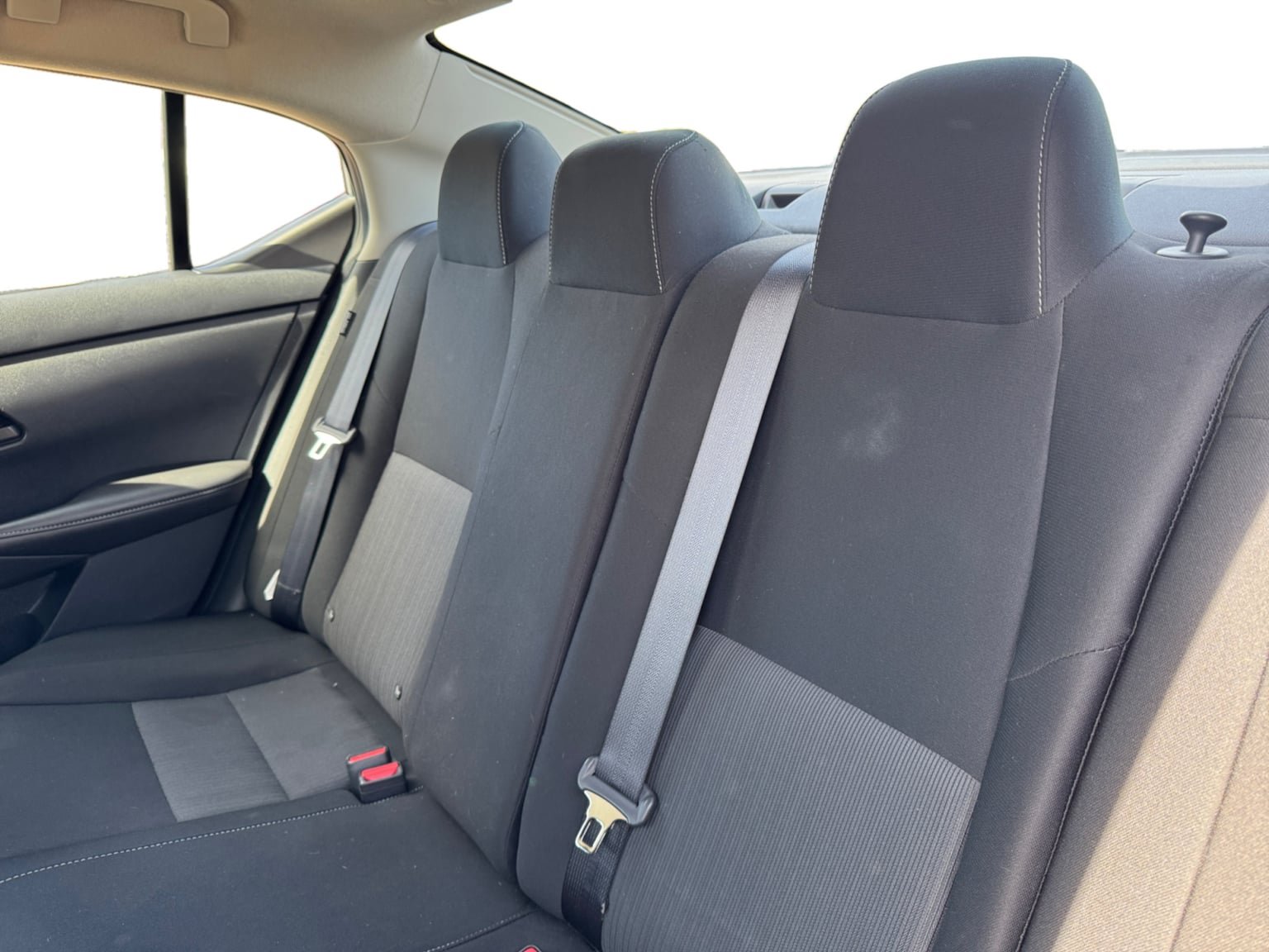 Used 2025 Nissan Sentra SV FWD image 16