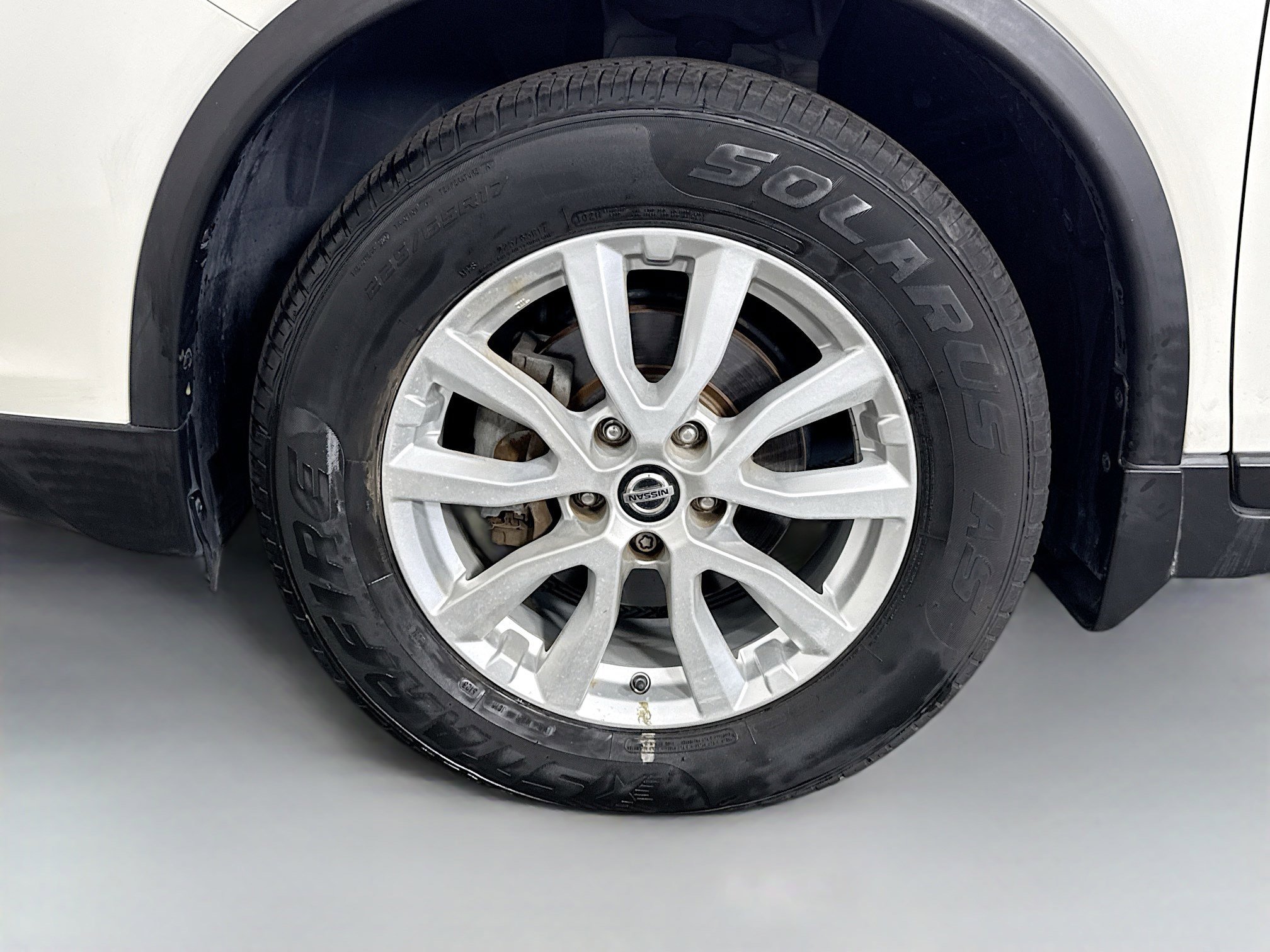 Used 2019 Nissan Rogue SV image 38