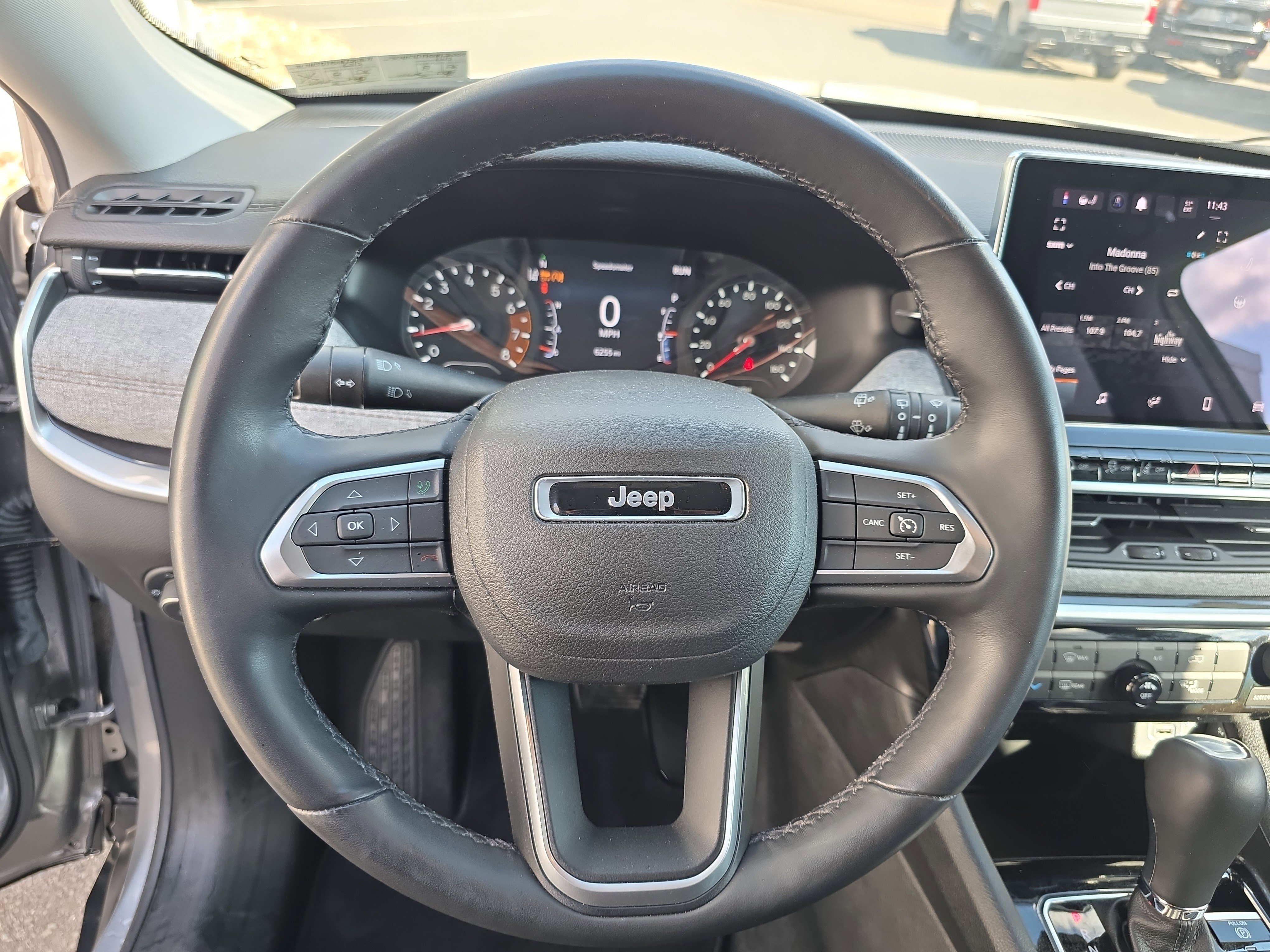 Used 2022 Jeep Compass Latitude image 18