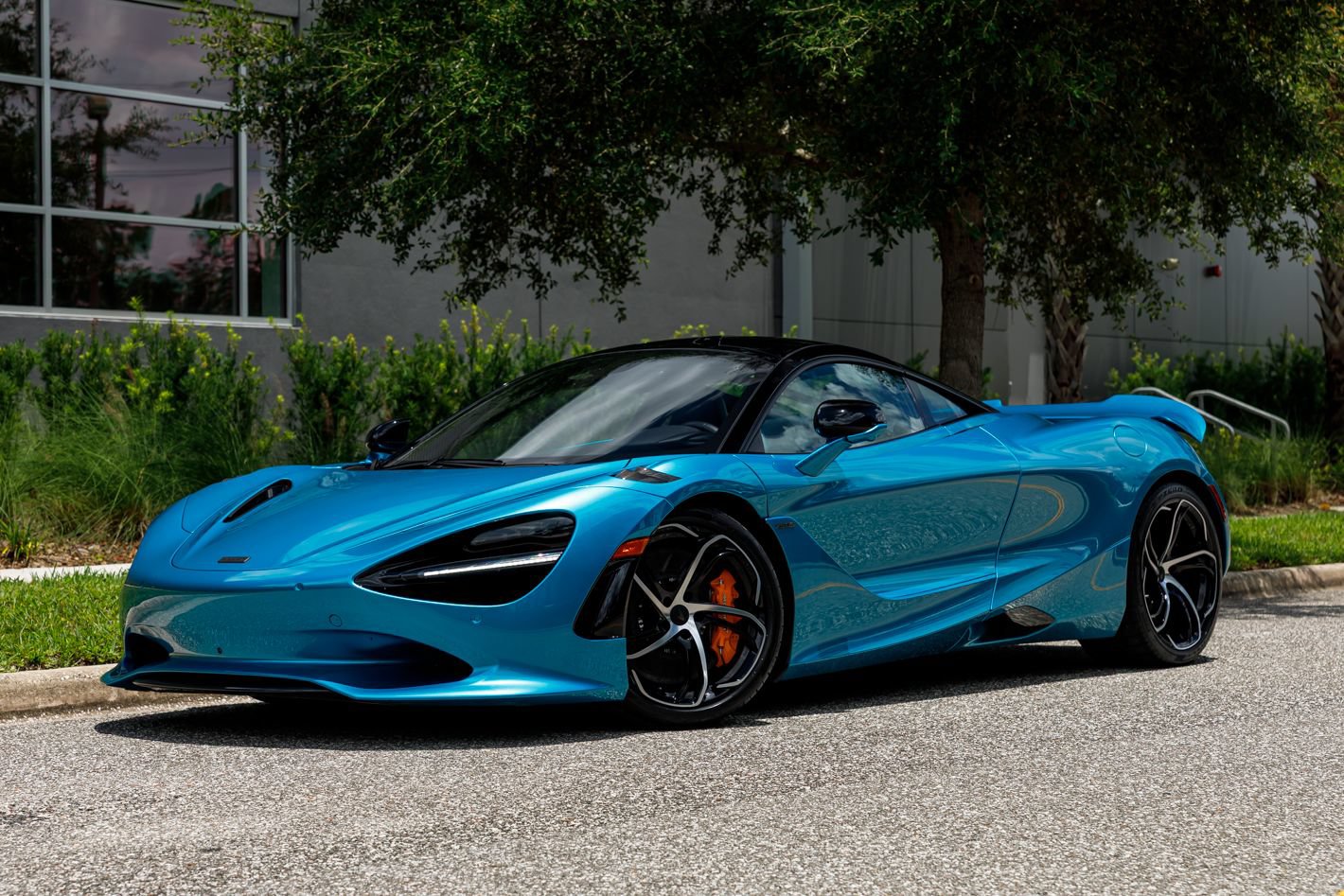 Used 2025 McLaren 750S RWD image 39