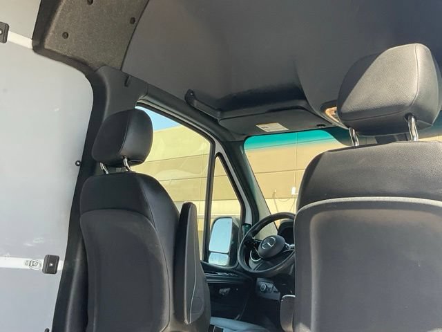 Used 2025 Mercedes-Benz Sprinter 2500 image 18