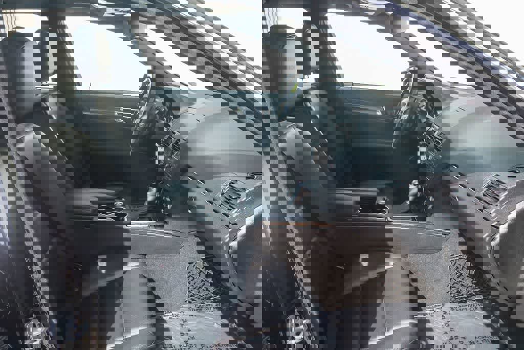 Used 2011 Mercedes-Benz C 350 Sport image 14