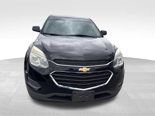 Used 2017 Chevrolet Equinox LS FWD image 2