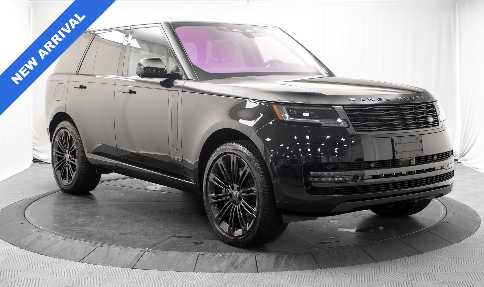 Used 2023 Land Rover Range Rover SE AWD/4WD image 9