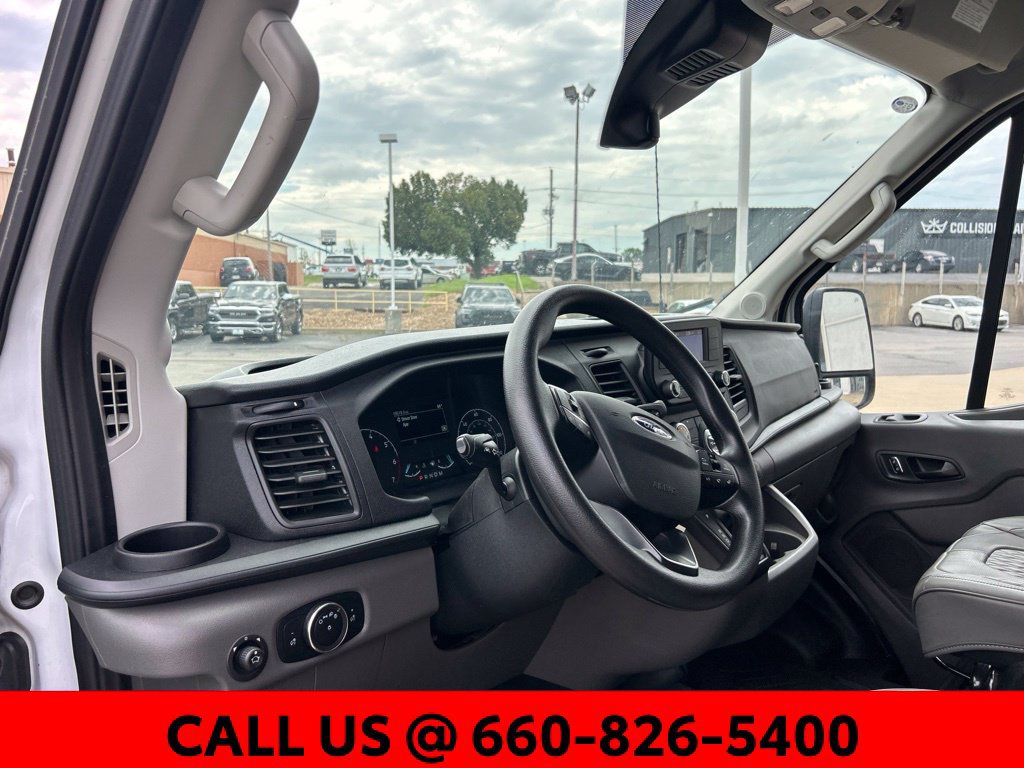 Used 2025 Ford Transit 250 148 Medium Roof Extended AWD w/ Load Area Protection Package image 19