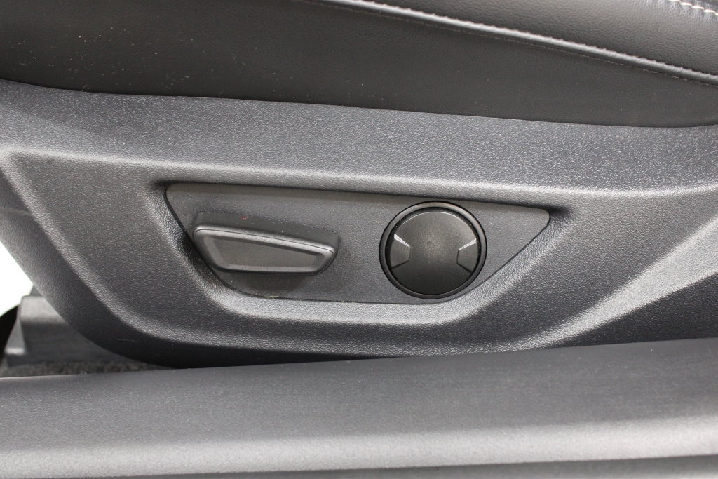 Used 2025 Ford Mustang GT Premium RWD image 18
