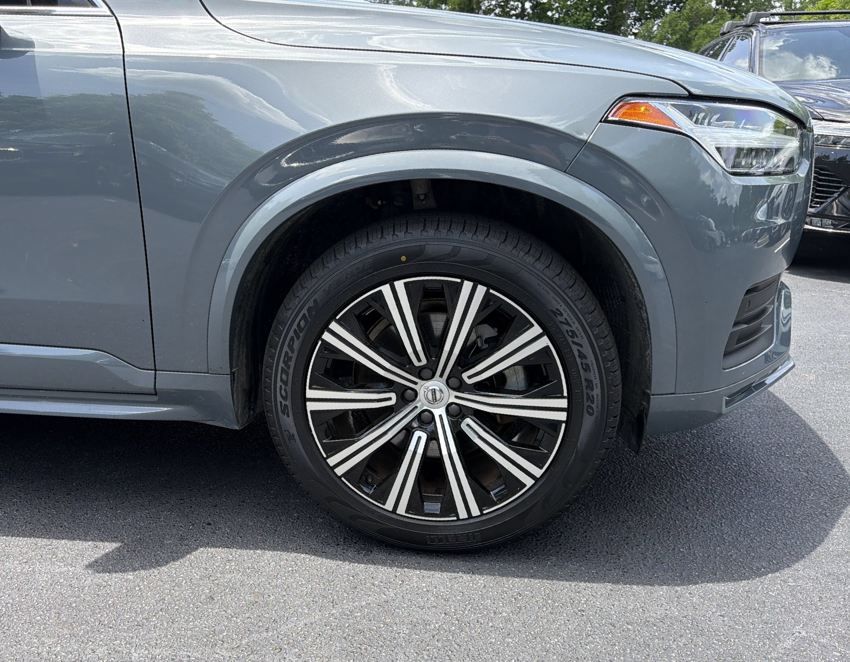Used 2023 Volvo XC90 B5 Core AWD/4WD image 13