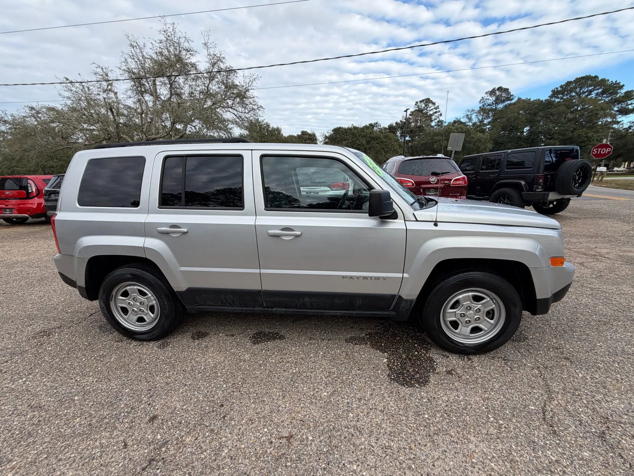 Used 2012 Jeep Patriot Sport w/ PWR Value Group image 4