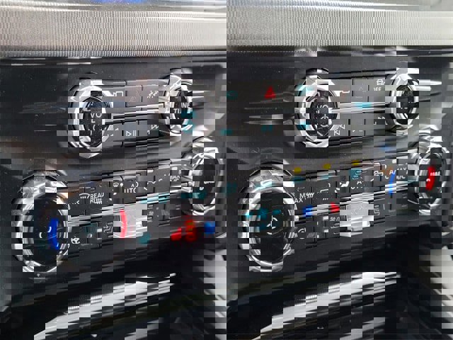 New 2026 Ford F350 4x4 Crew Cab Super Duty image 41