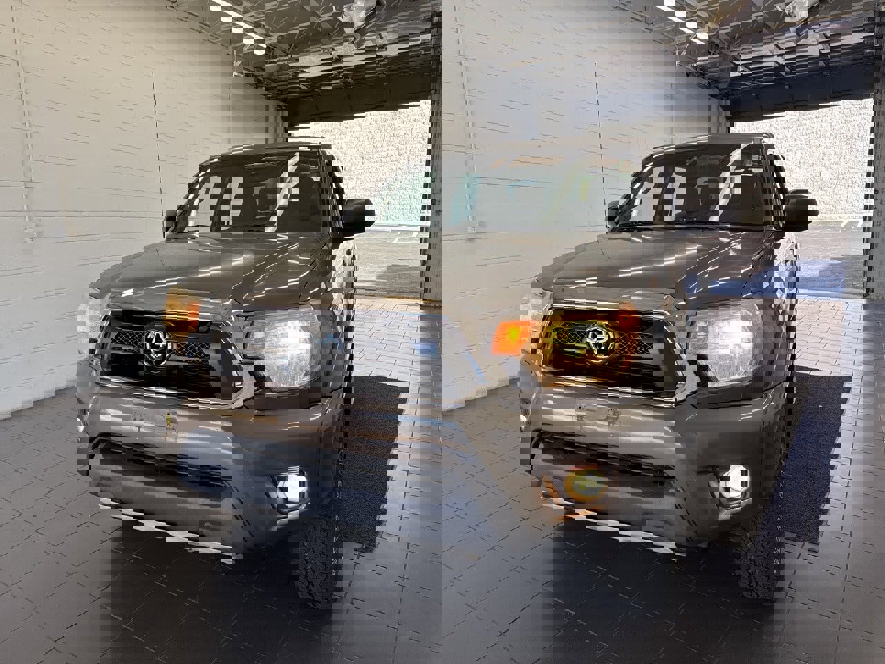 Used 2015 Toyota Tacoma 4x4 Double Cab image 3