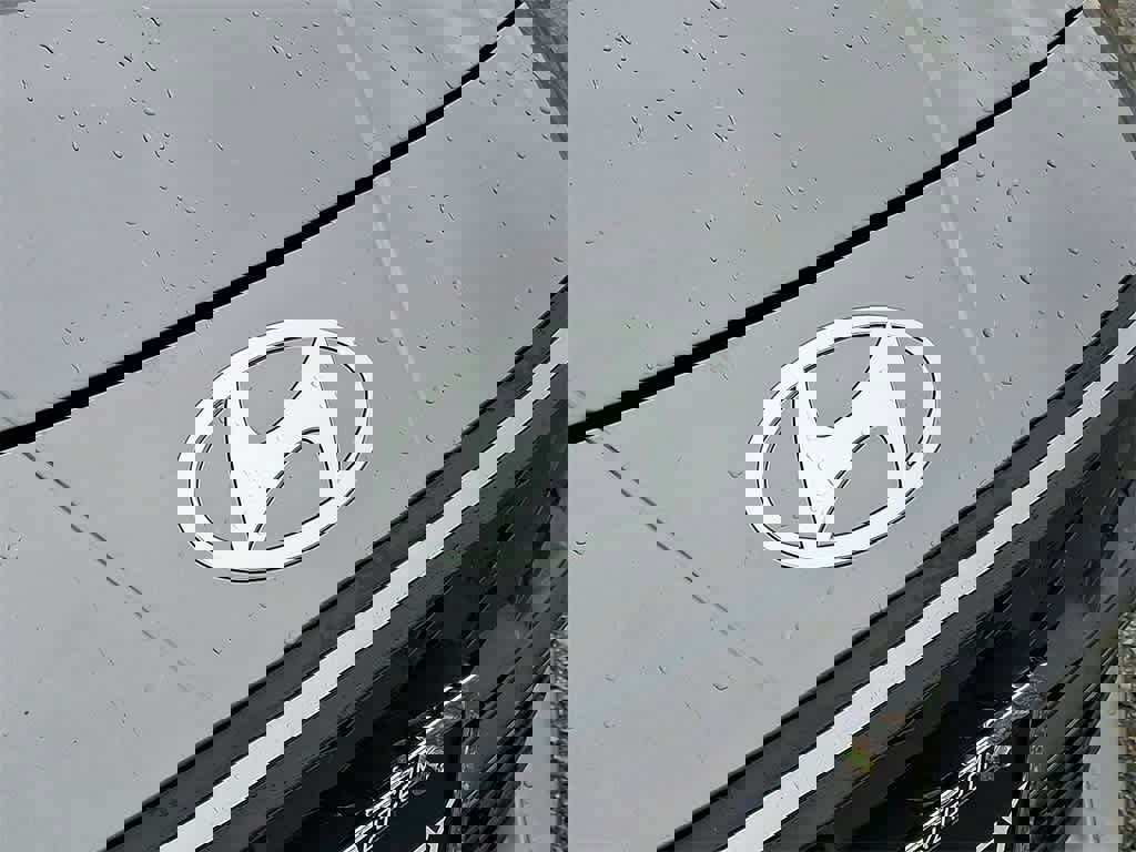 Certified 2025 Hyundai Elantra Sport image 30