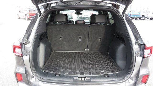 Certified 2023 Ford Escape ST-Line Elite w/ Premium Technology Package image 29