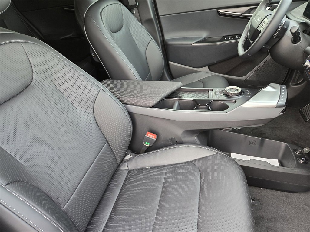 New 2025 Kia EV6 Wind image 10