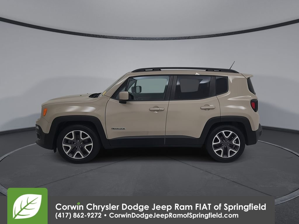 Used 2016 Jeep Renegade Latitude image 9