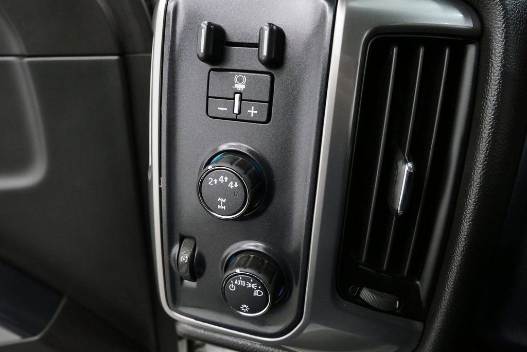 Used 2018 Chevrolet Silverado 2500 LT w/ Snow Plow Prep Package image 26