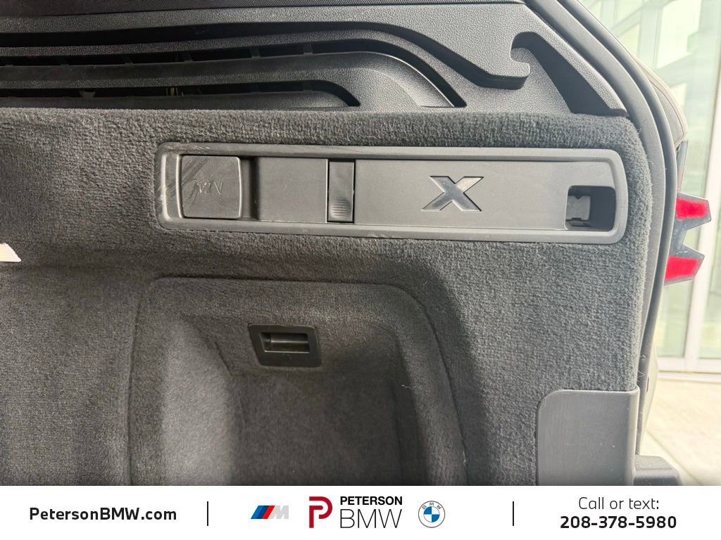 Used 2024 BMW X5 xDrive50e w/ Premium Package image 18