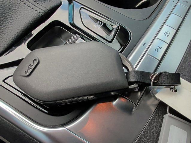 New 2026 Kia Carnival EX image 12