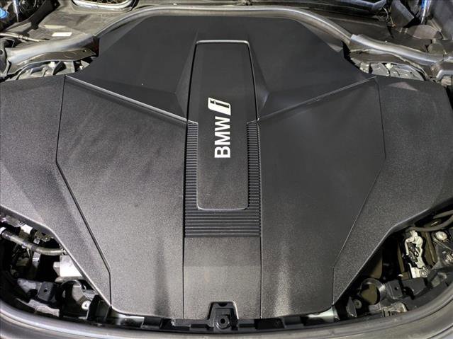 Used 2023 BMW i7 xDrive60 AWD/4WD image 25