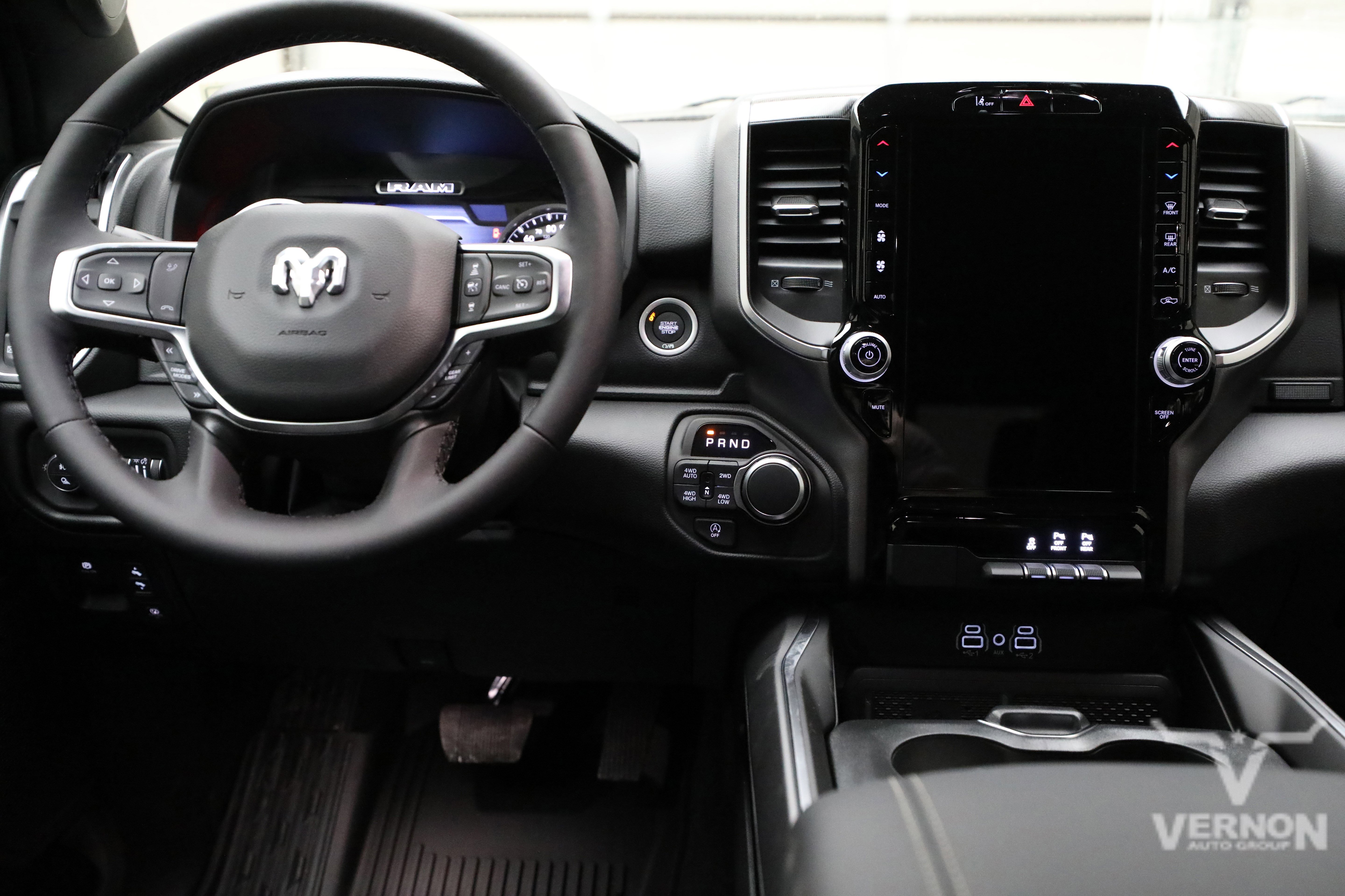 New 2026 RAM 1500 4x4 Crew Cab image 19