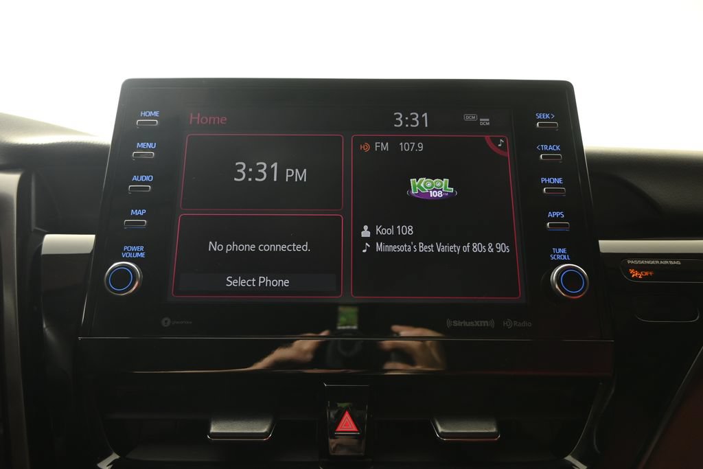 Used 2022 Toyota Camry XSE FWD image 26