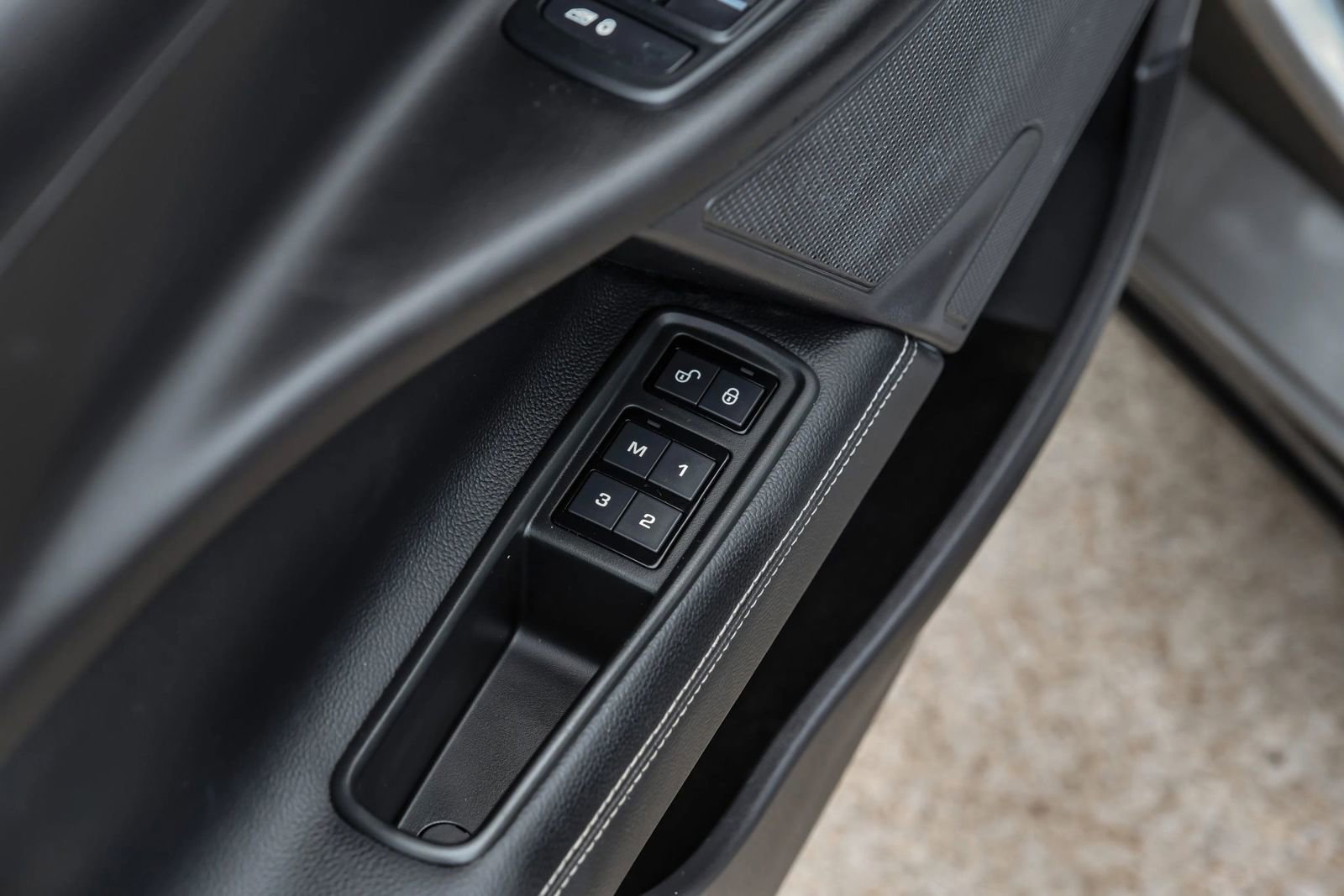 Used 2019 Jaguar XE S image 55