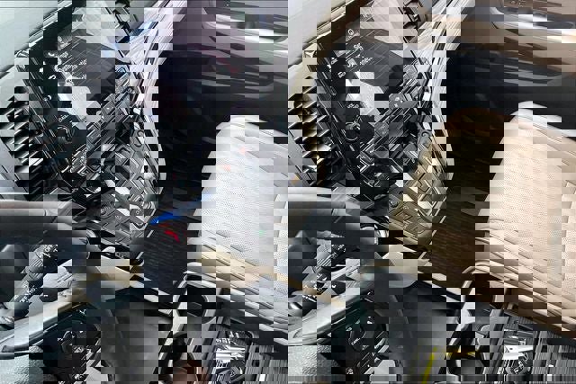 Certified 2024 Honda Odyssey Elite image 16