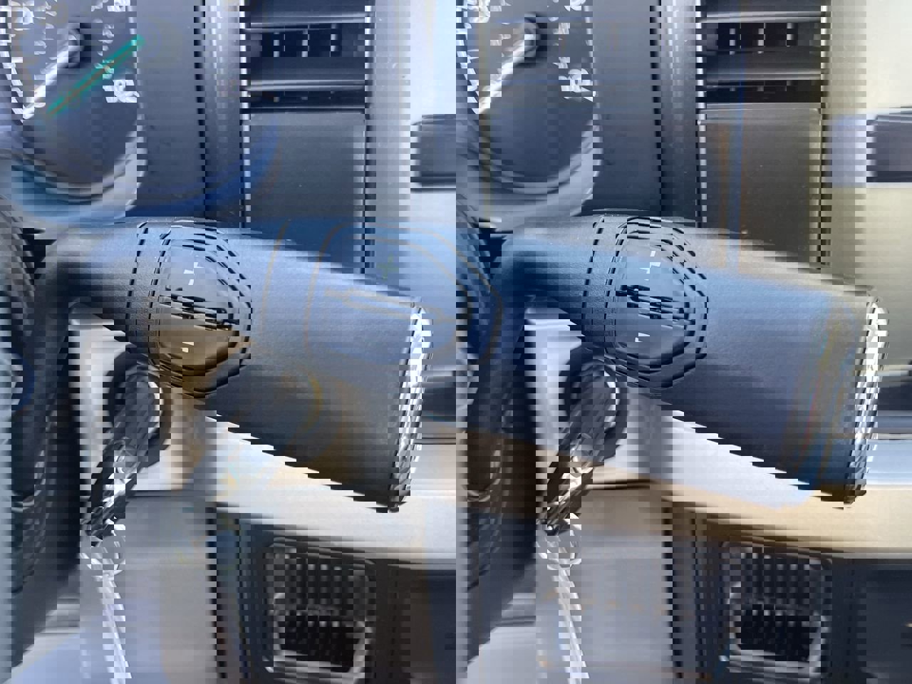 New 2026 Ford F250 XL w/ XL Chrome Package image 19