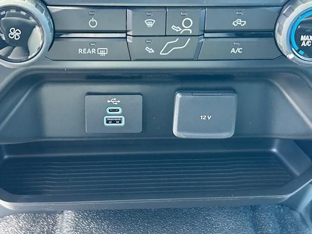 New 2026 Ford F250 XL w/ XL Chrome Package image 29