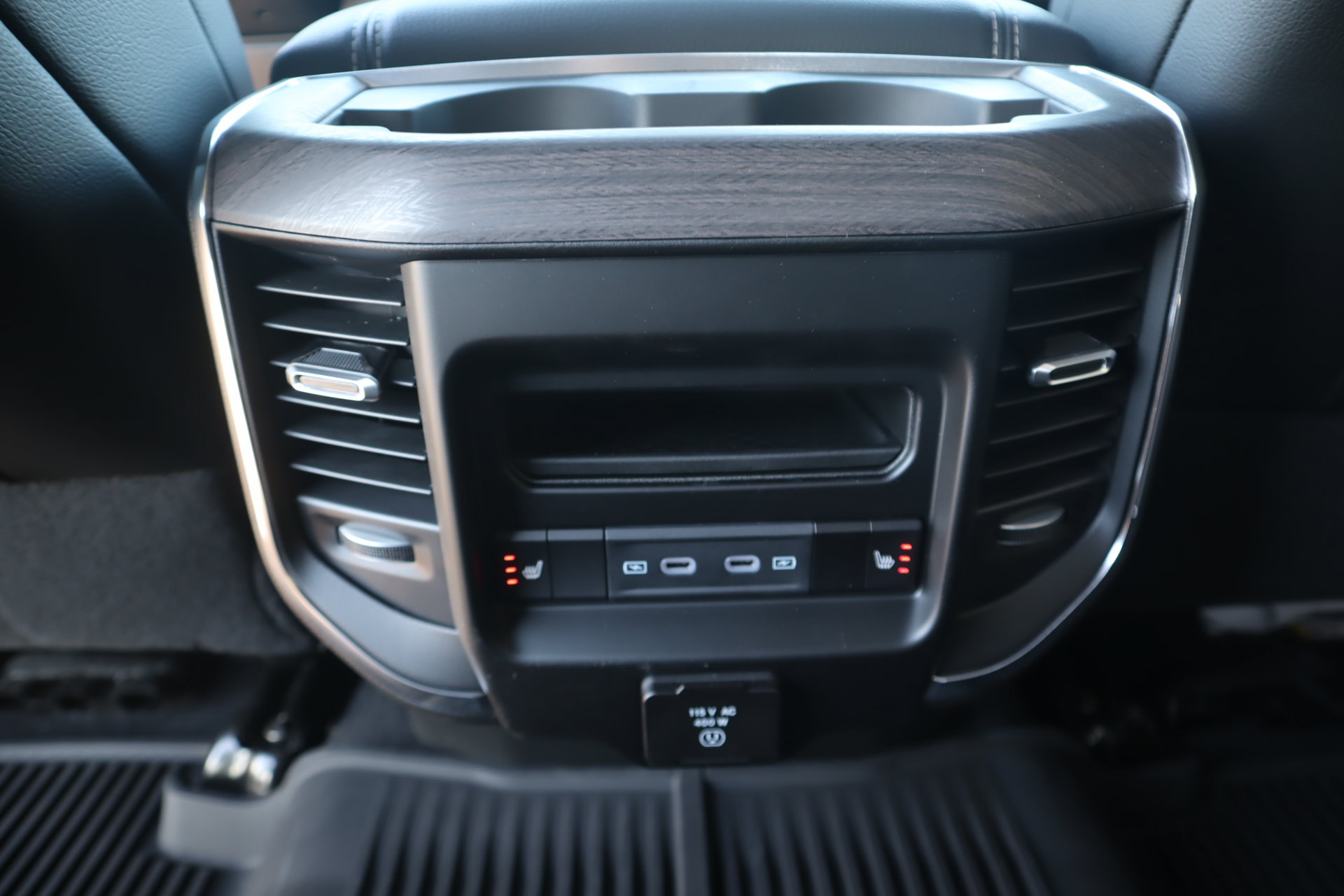 New 2027 RAM 3500 Laramie AWD/4WD image 16