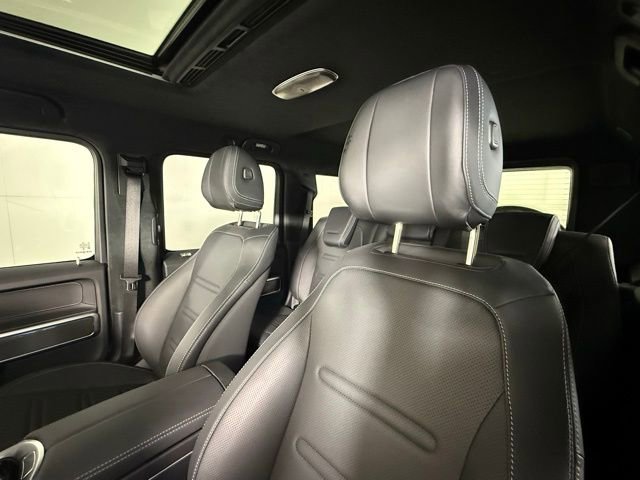 Used 2025 Mercedes-Benz G 550 image 12