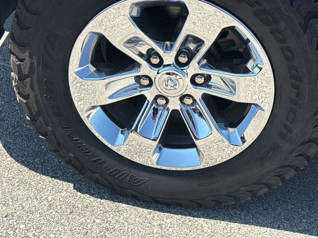 Used 2021 RAM 1500 Laramie AWD/4WD image 9