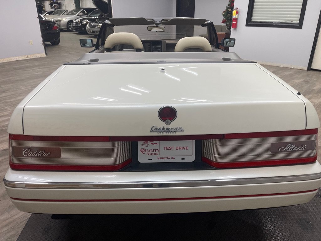 Used 1992 Cadillac Allante FWD image 8