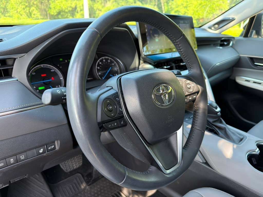 Used 2022 Toyota Venza Limited w/ Advanced Technology Package AWD/4WD image 15