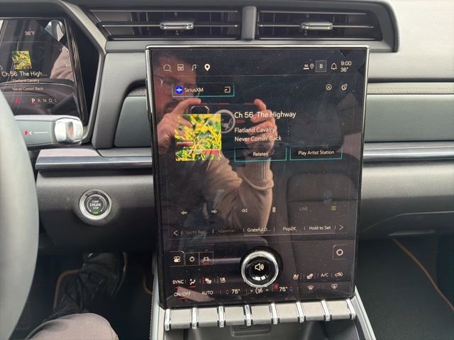 Used 2026 GMC Terrain AT4 w/ Convenience Package III AWD/4WD image 22